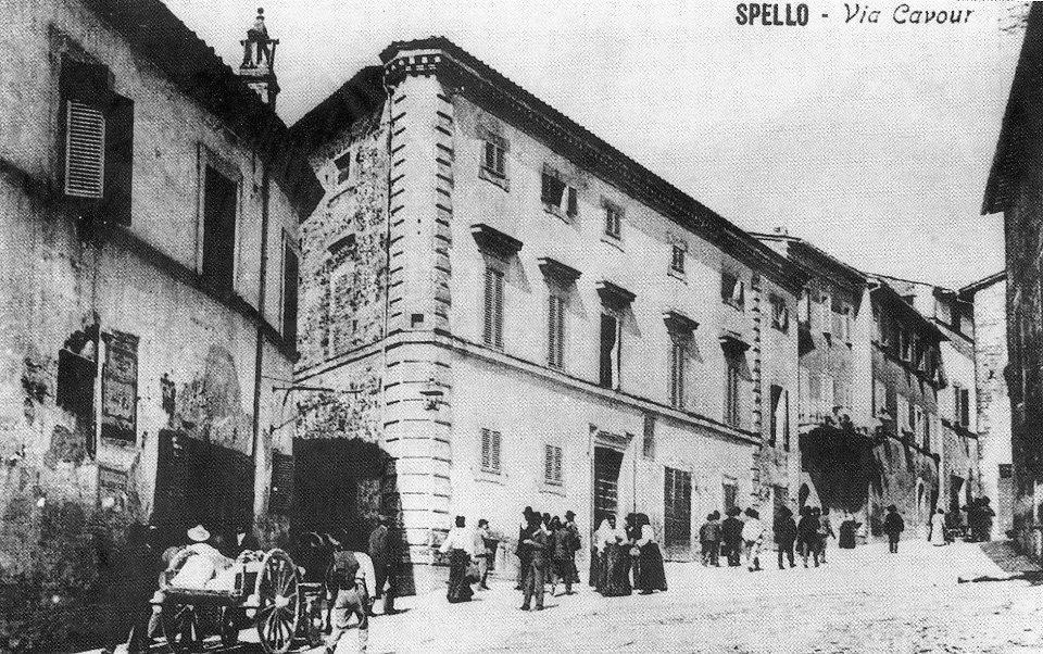 Hotel Palazzo Bocci Спелло Экстерьер фото